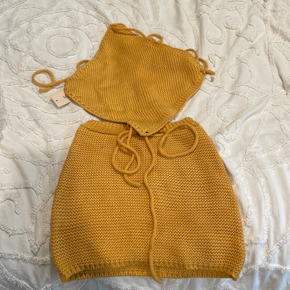 Luxe to kill Apricot Halter Neck Crochet Crop Top with matching crochet skirt - Picture 2 of 2